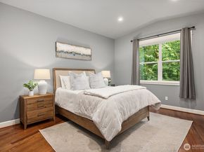 11005 NE 100th Place, Kirkland WA 98033