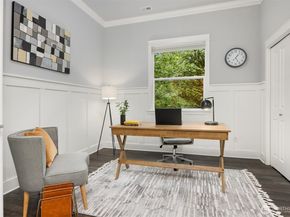 11005 NE 100th Place, Kirkland WA 98033