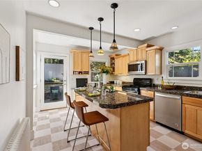 511 23rd Avenue E, Seattle WA 98112