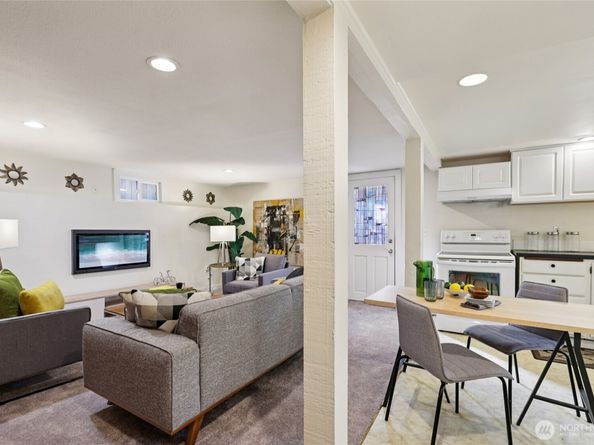 511 23rd Avenue E, Seattle WA 98112