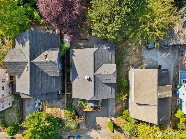 511 23rd Avenue E, Seattle WA 98112
