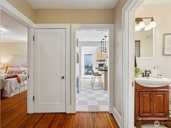 511 23rd Avenue E, Seattle WA 98112