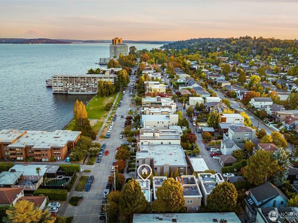 2345 43rd Avenue E, Seattle WA 98112