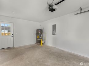 9735 Evanston Avenue N, Seattle WA 98103