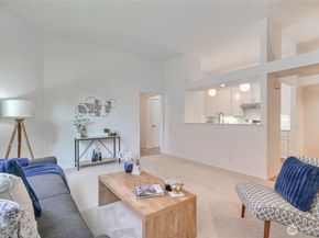 4228 221st Place SE 1083, Issaquah WA 98029