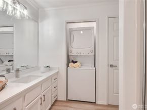 4228 221st Place SE 1083, Issaquah WA 98029