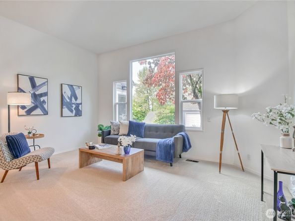 4228 221st Place SE 1083, Issaquah WA 98029