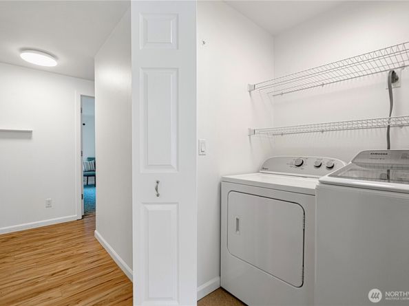 737 143rd Avenue NE E18, Bellevue WA 98007