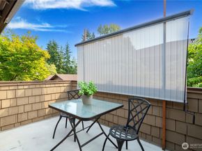 737 143rd Avenue NE E18, Bellevue WA 98007
