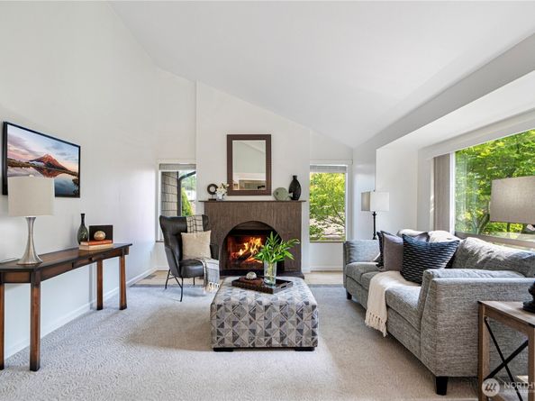 737 143rd Avenue NE E18, Bellevue WA 98007