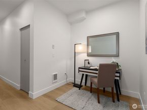 6249 Airport Way S B, Seattle WA 98108