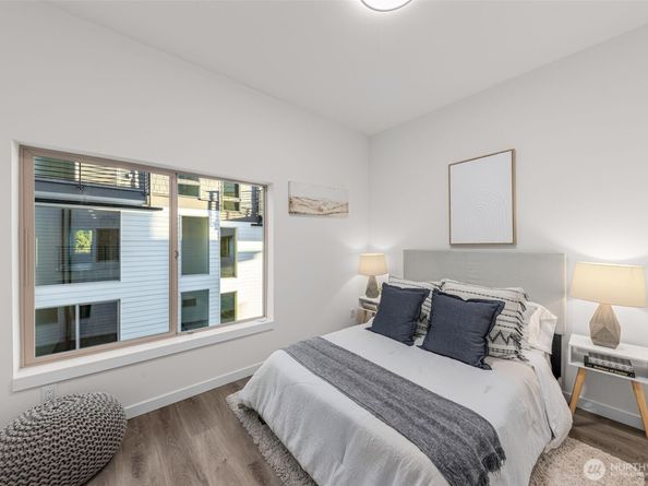 1203 B N Allen Place, Seattle WA 98103