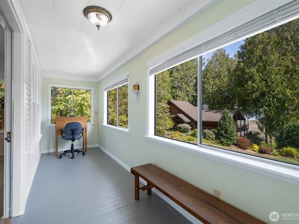 10110 SE Southworth Drive, Port Orchard WA 98366
