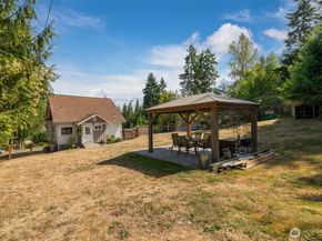 10110 SE Southworth Drive, Port Orchard WA 98366