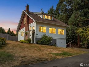 10110 SE Southworth Drive, Port Orchard WA 98366
