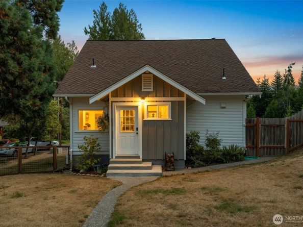 10110 SE Southworth Drive, Port Orchard WA 98366