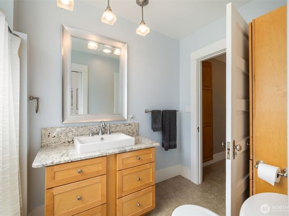 10110 SE Southworth Drive, Port Orchard WA 98366