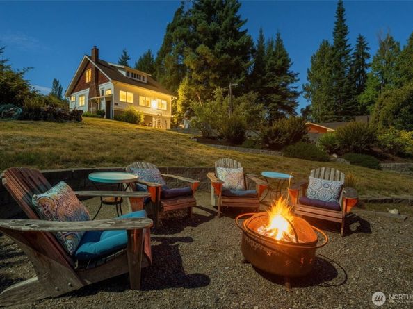 10110 SE Southworth Drive, Port Orchard WA 98366
