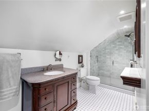 10110 SE Southworth Drive, Port Orchard WA 98366