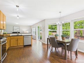 8818 230th Way NE, Redmond WA 98053