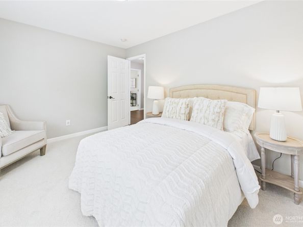 8818 230th Way NE, Redmond WA 98053