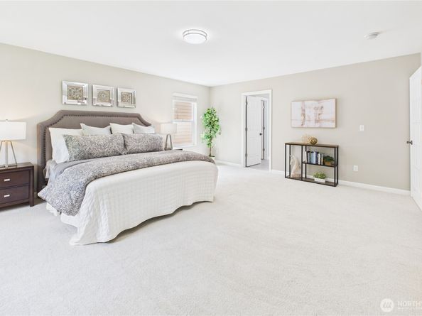 8818 230th Way NE, Redmond WA 98053