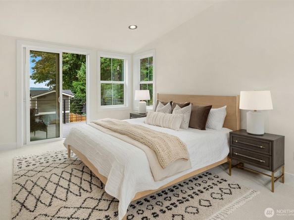 1923 3rd Street, Kirkland WA 98033