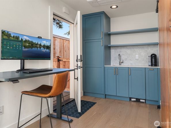 1923 3rd Street, Kirkland WA 98033