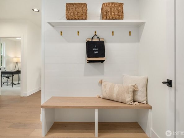 1923 3rd Street, Kirkland WA 98033