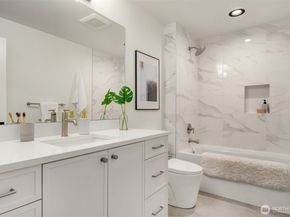 1923 3rd Street, Kirkland WA 98033