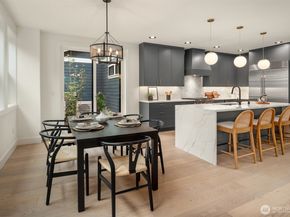 1923 3rd Street, Kirkland WA 98033