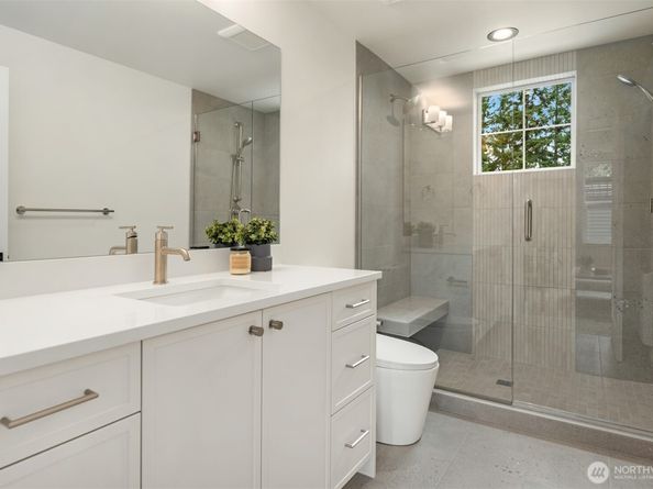 1923 3rd Street, Kirkland WA 98033