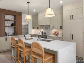 2030 NE 123rd Street, Seattle WA 98125