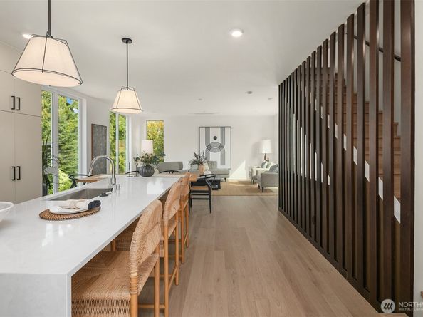2030 NE 123rd Street, Seattle WA 98125