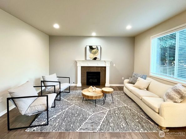 7928 NE 184th Street, Kenmore WA 98028