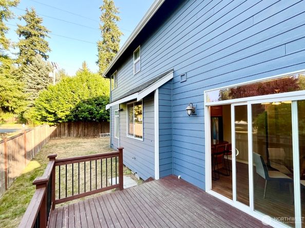 7928 NE 184th Street, Kenmore WA 98028