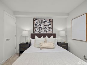 105 D NW 39th Street, Seattle WA 98107