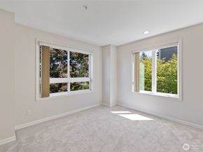 327 2nd Avenue S, Kirkland WA 98033