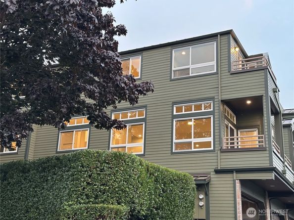 327 2nd Avenue S, Kirkland WA 98033