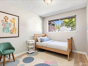 511 S 317th Street, Federal Way WA 98003