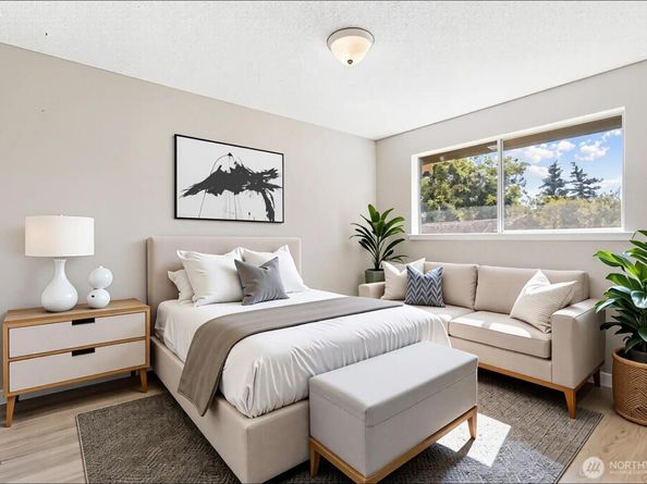 511 S 317th Street, Federal Way WA 98003