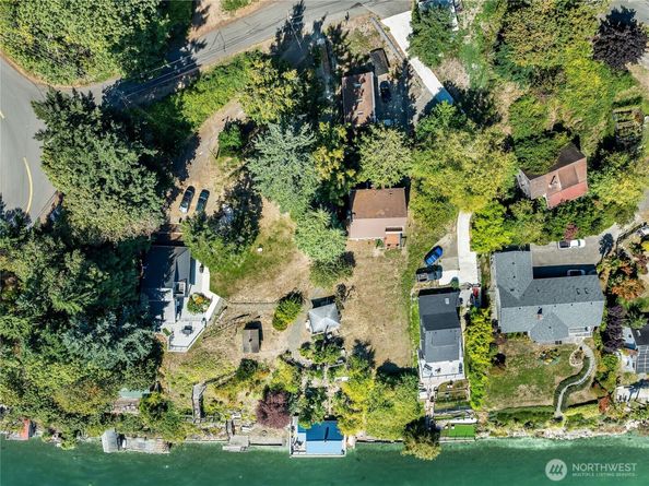 13037 SW Bachelor Road, Vashon WA 98070