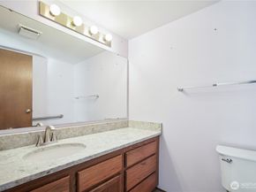 750 NE Woods Court, Bremerton WA 98311