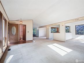 750 NE Woods Court, Bremerton WA 98311