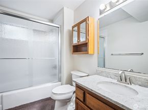 750 NE Woods Court, Bremerton WA 98311