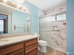 750 NE Woods Court, Bremerton WA 98311