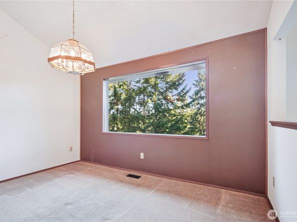750 NE Woods Court, Bremerton WA 98311