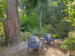 8564 30th Avenue NW, Seattle WA 98117