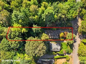 8564 30th Avenue NW, Seattle WA 98117
