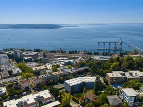 500 Olympic Place 304, Seattle WA 98119